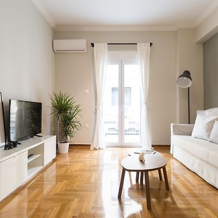 Sleek Flat In Central Syntagma By Upstreet เอเธนส์ ภายนอก รูปภาพ