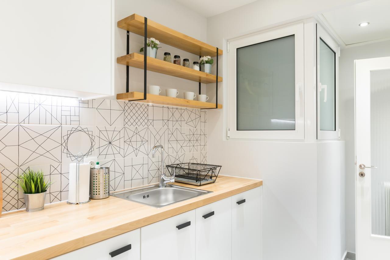 Sleek Flat In Central Syntagma By Upstreet เอเธนส์ ภายนอก รูปภาพ