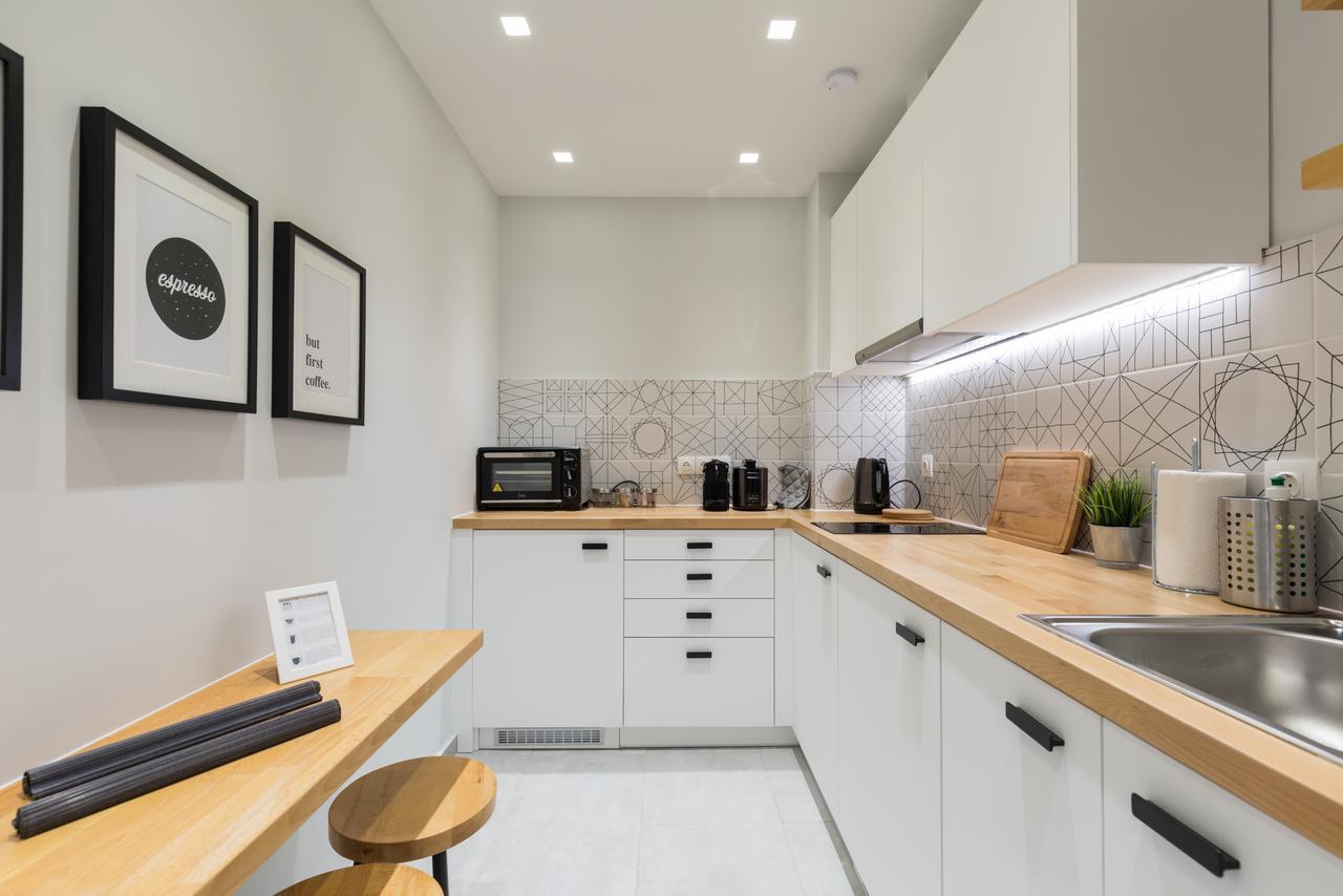Sleek Flat In Central Syntagma By Upstreet เอเธนส์ ภายนอก รูปภาพ